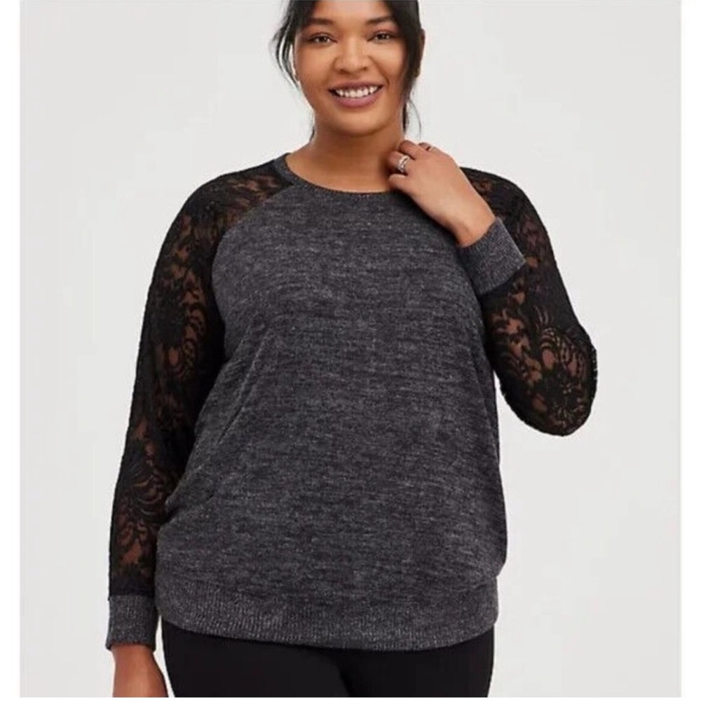 Torrid Super Soft plush sweater with lace sleeves